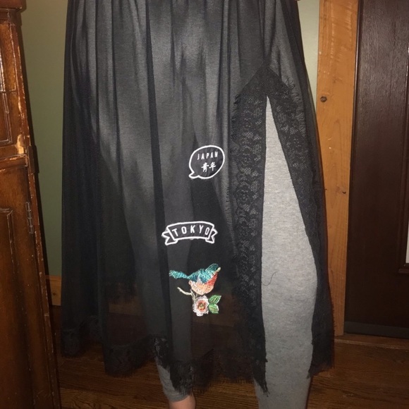 Cute sheer mesh skirt! Fun! - Picture 5 of 5